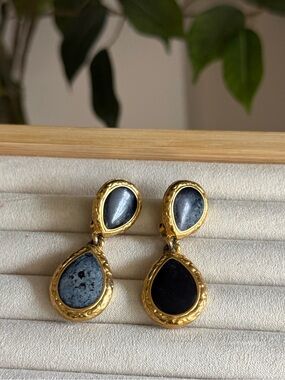 Vintage Clip On Gold Earrings Women’s OS